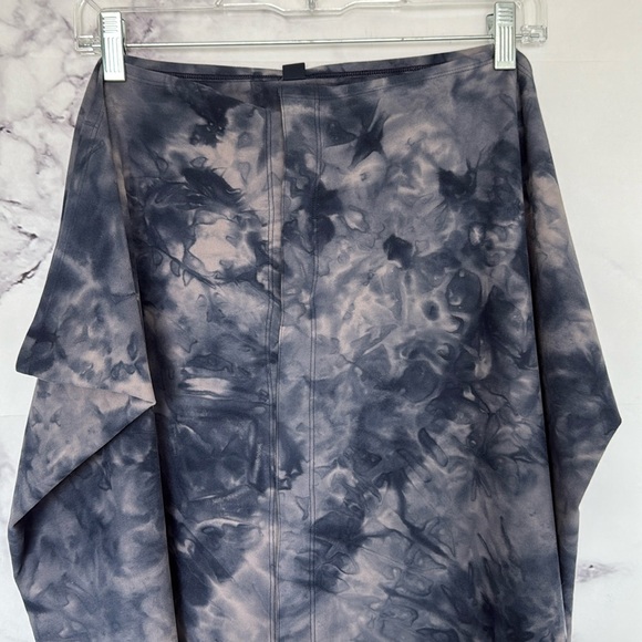 LULULEMON Customizable Snap Scarf OS Diamond Dye Lunar Rock True Navy - Picture 6 of 9